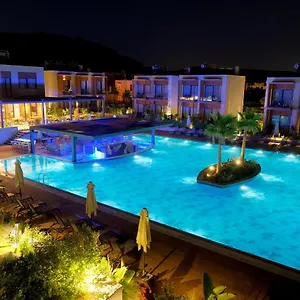 Отель Celeste Bella Luxury &